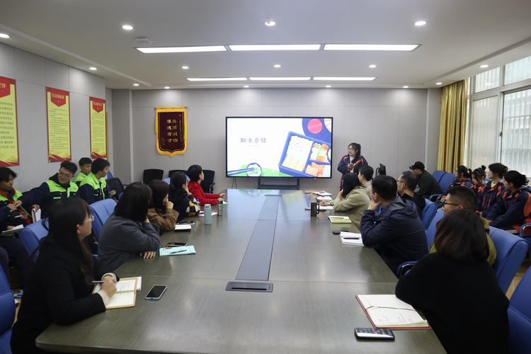 学生发言1.jpg