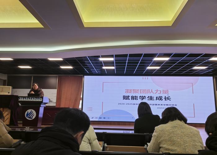 杨1.jpg
